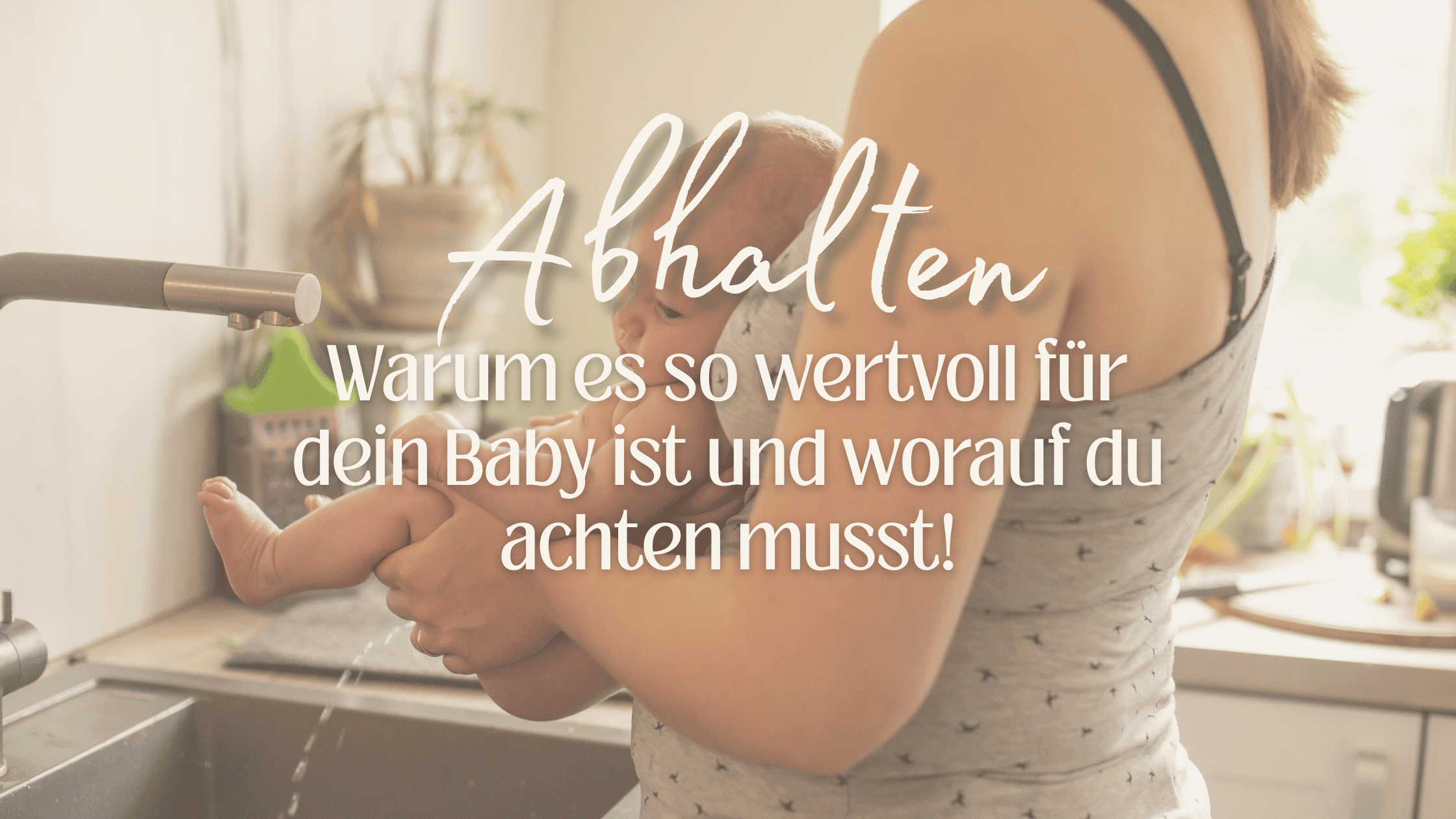 Mutter hält ihr Baby über einem Waschbecken ab